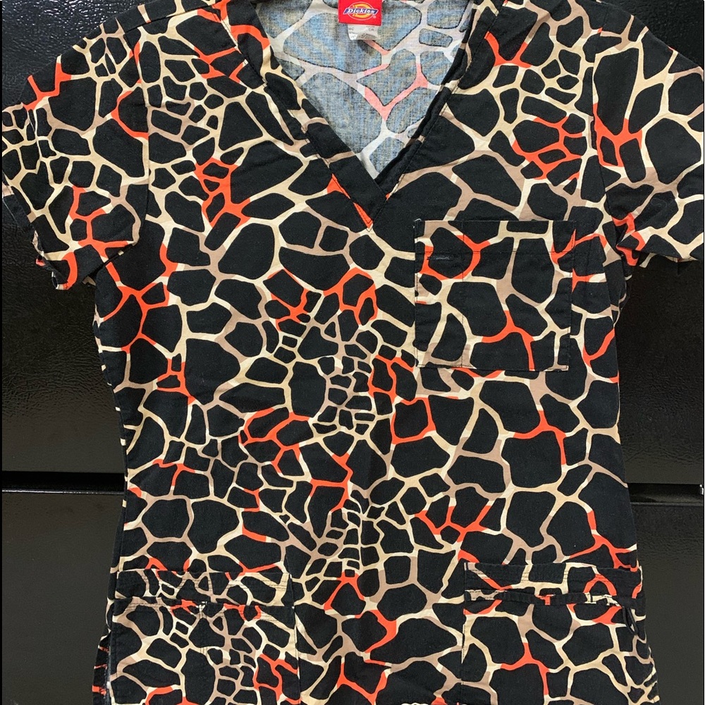 Dickies scrub top